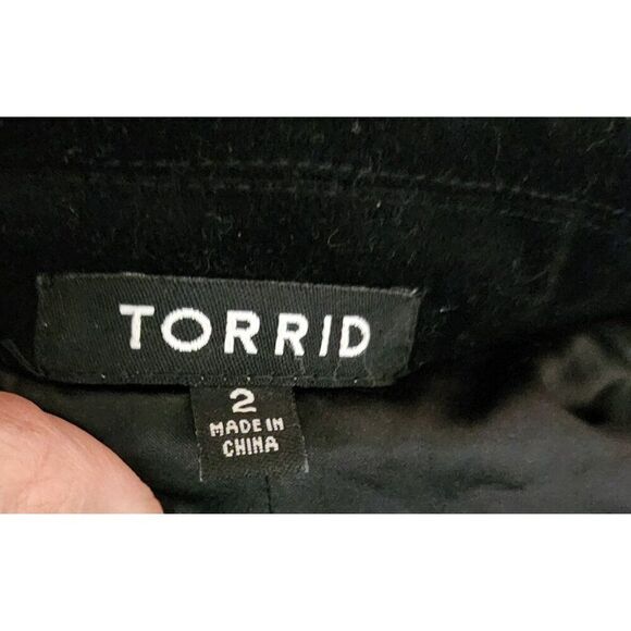Torrid Velvet Tuxedo Jacket Womens SIze 2 Black Military Gold Buttons - Picture 6 of 8